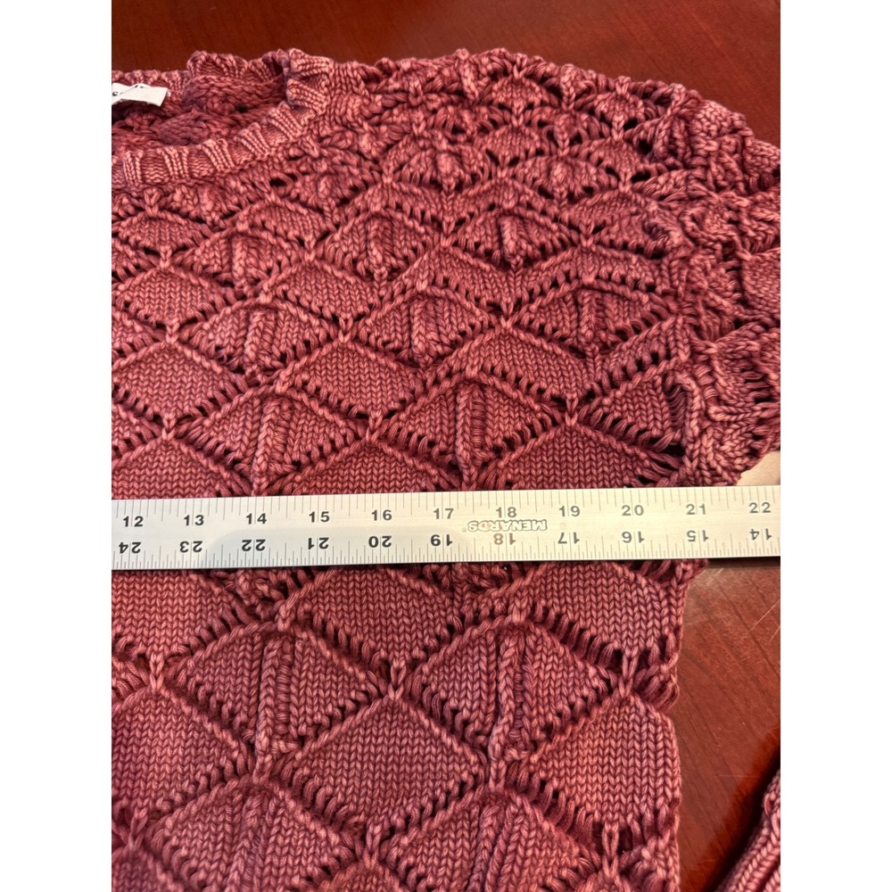 we:some mauve textured knit med crewneck sweater open-weave diamond pattern - Picture 4 of 8